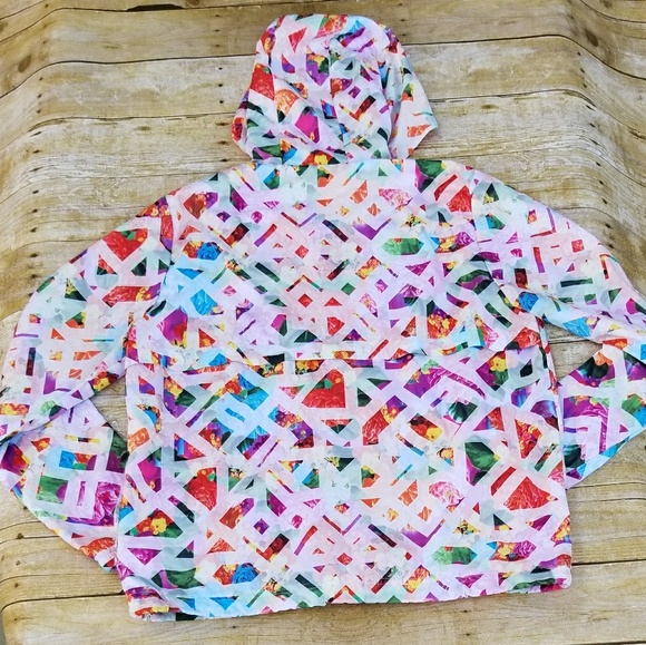 Adidas geo floral windbreaker - Picture 6 of 6